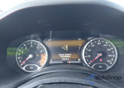 2017 Jeep Renegade Trailhawk 4X4 из США, поврежденный, VIN ZACCJBCB3HPE61900